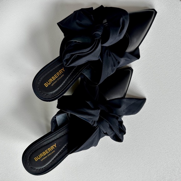 Authentic Burberry Scarf Tie Leather Point-toe Mules***Size: EU 39.5***NIB - Picture 6 of 14